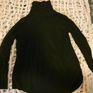 Black JM Collection turtle neck